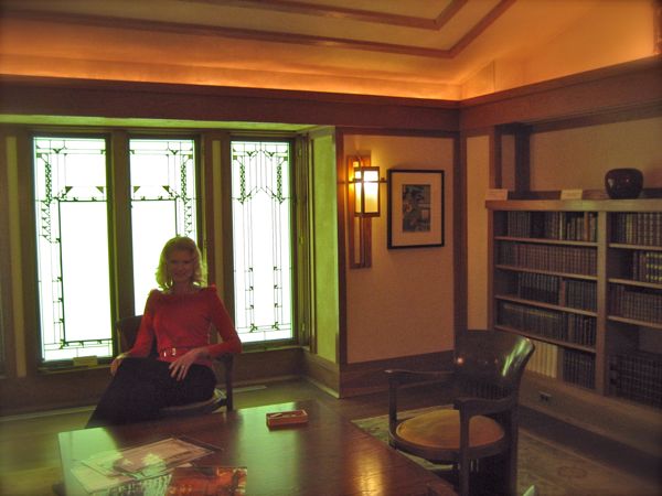 Frank Lloyd Wright library