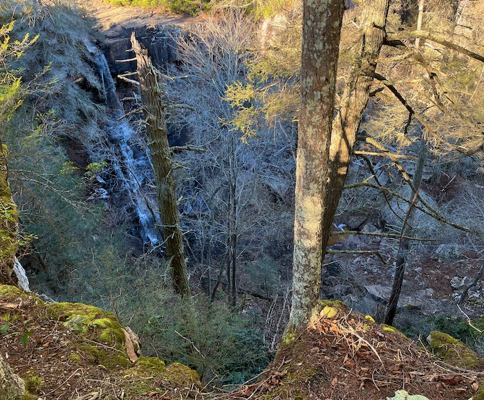 hiking to waterfalls10